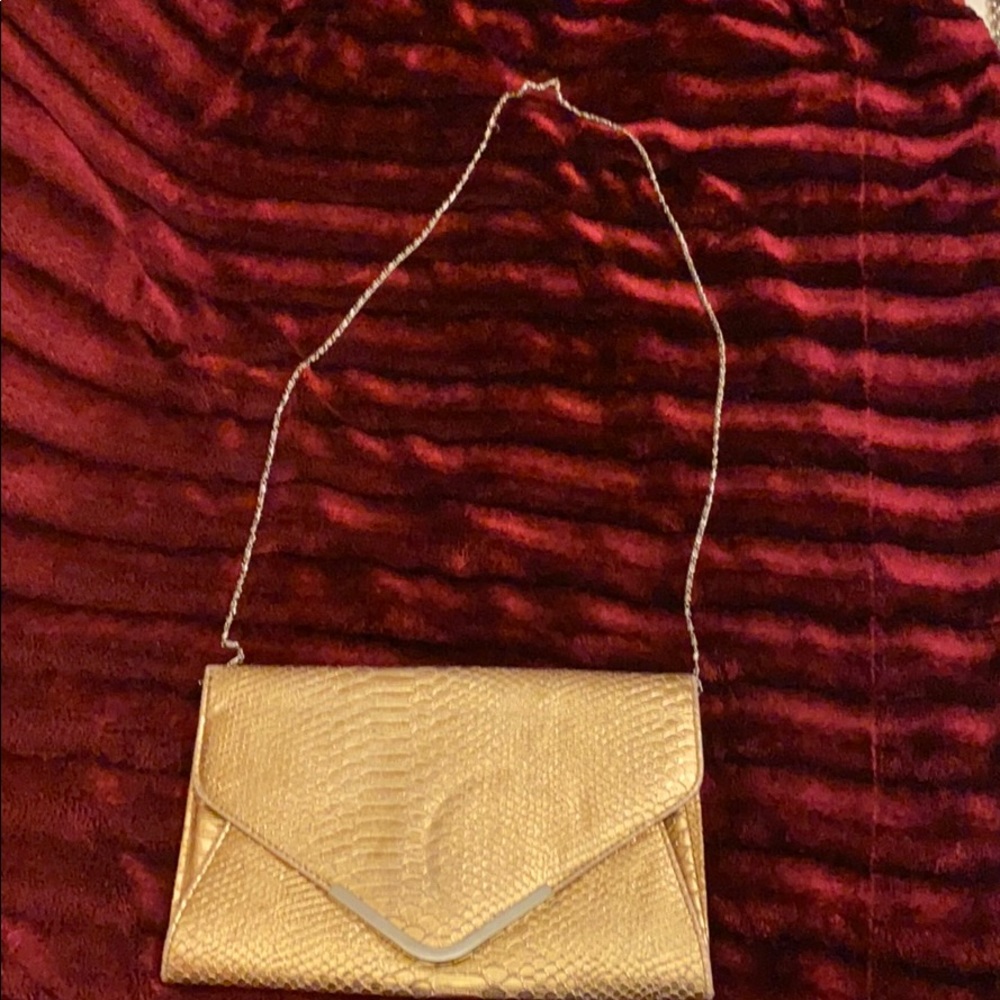 Gold clutch